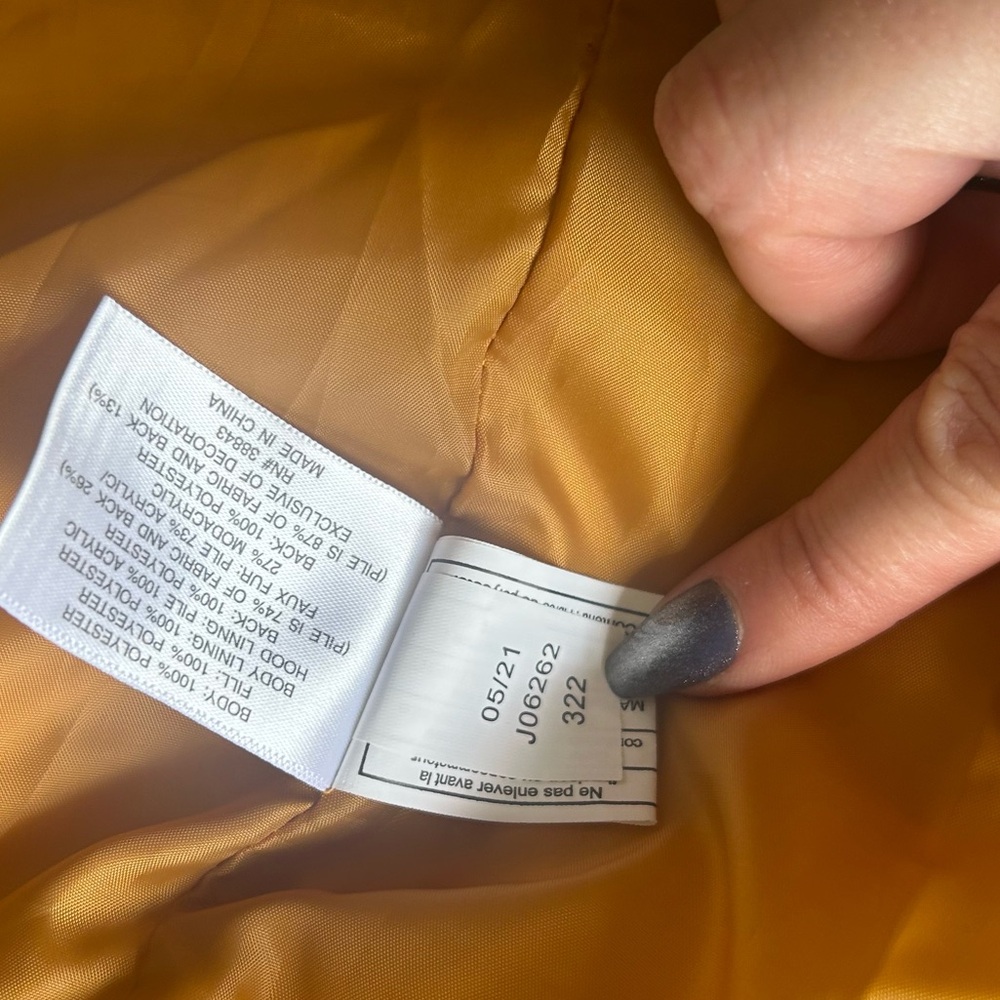 NWOT!!! Gorgeous Gold Heavyweight puffer midi jacket . Sz Medium. - Picture 11 of 13
